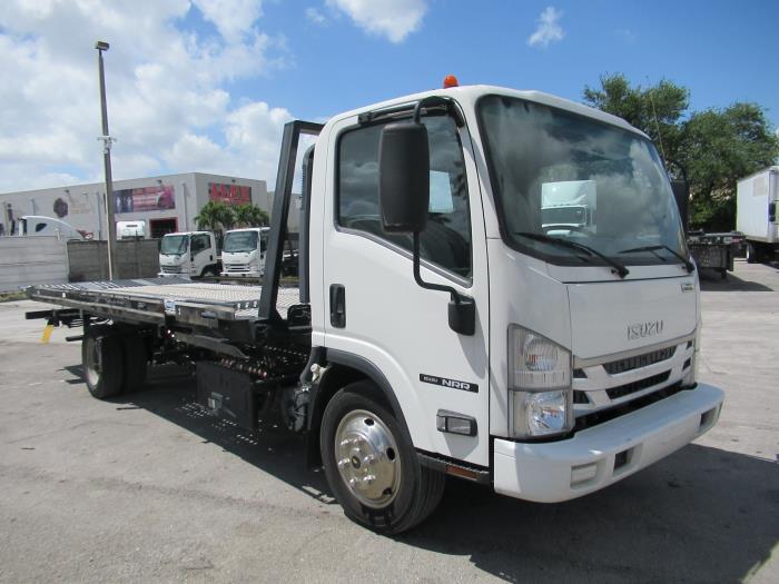 2021 Isuzu NRR-4