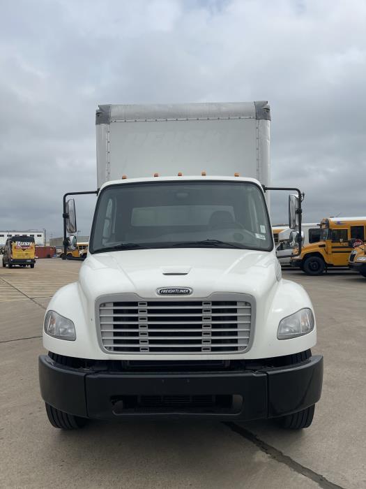 2017 Freightliner Business Class M2 106-0