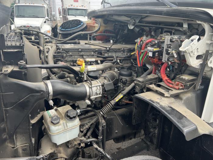 2016 Freightliner FL114SD-0