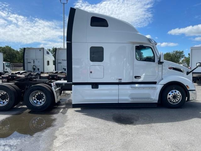 2024 Peterbilt 579-0