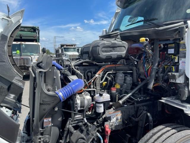 2024 Peterbilt 579-0