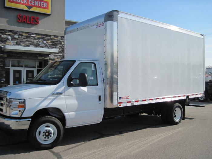 2024 Ford E-450-2