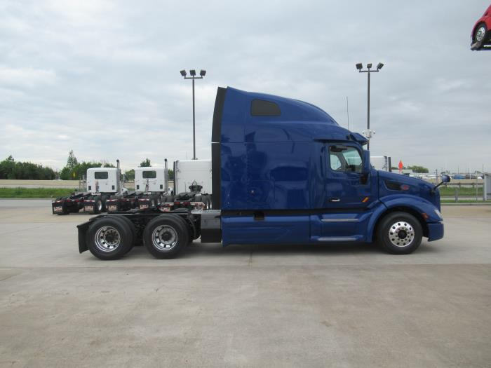 2020 Peterbilt 579-6