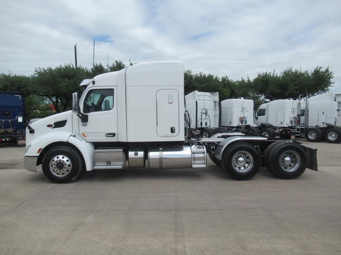 2018 Peterbilt 579-2