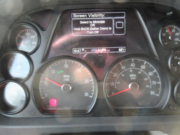 2018 Peterbilt 579-35