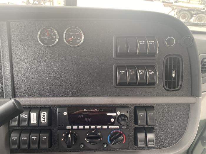 2024 Peterbilt 367-0