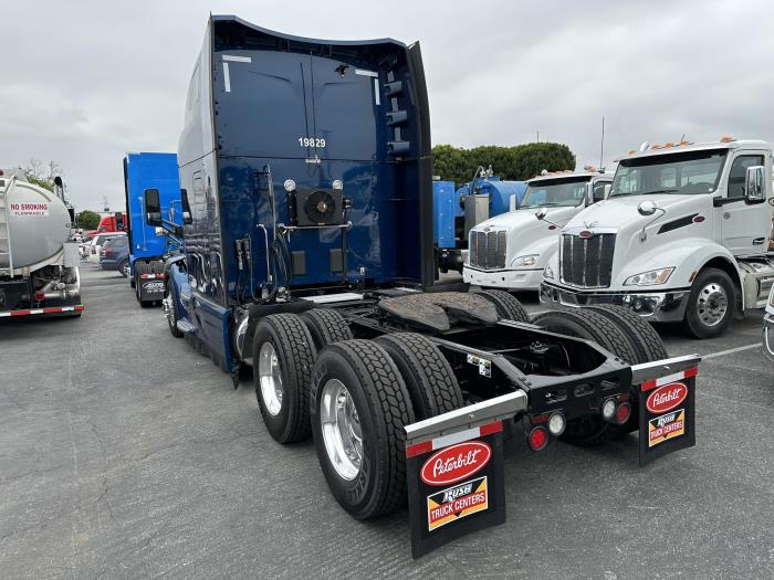 2019 Peterbilt 579-9