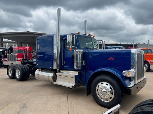 2024 Peterbilt 389-0