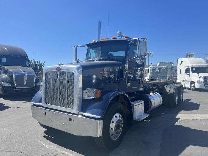 2015 Peterbilt 365-0