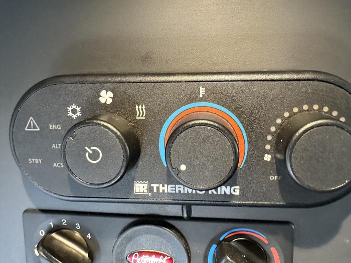 2020 Peterbilt 579-59
