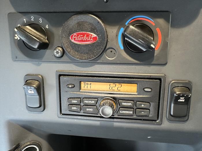 2020 Peterbilt 579-60