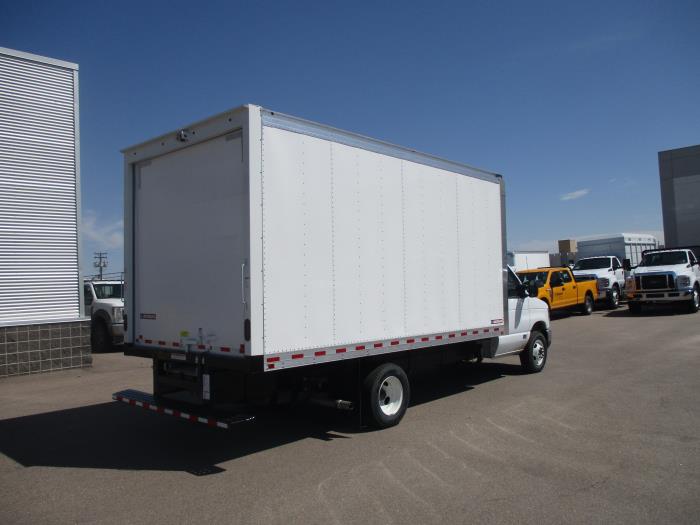 2024 Ford E-450-0