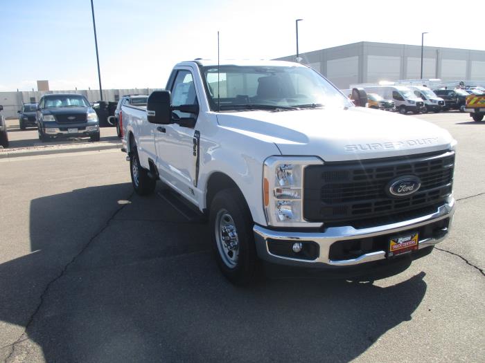 2023 Ford F-350-2