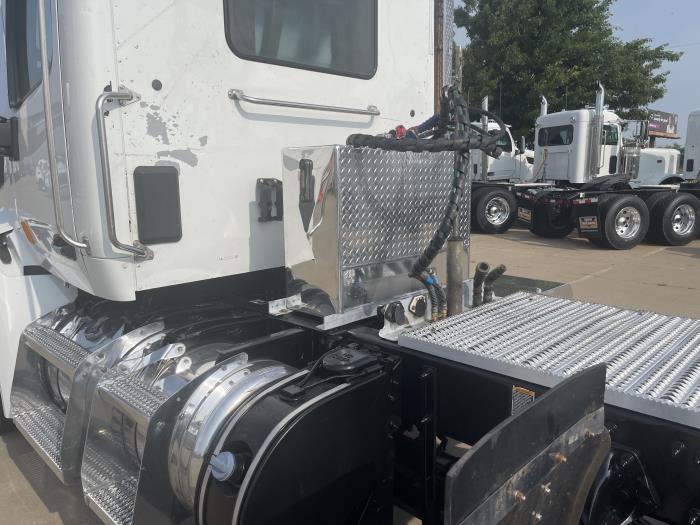 2020 Peterbilt 567-12
