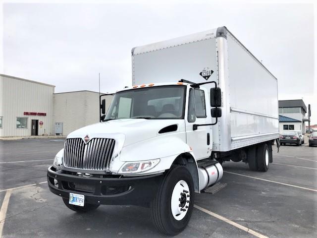 2018 International 4300-4X2-1