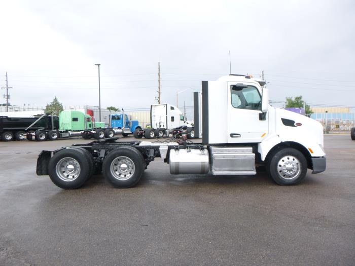 2016 Peterbilt 579-6