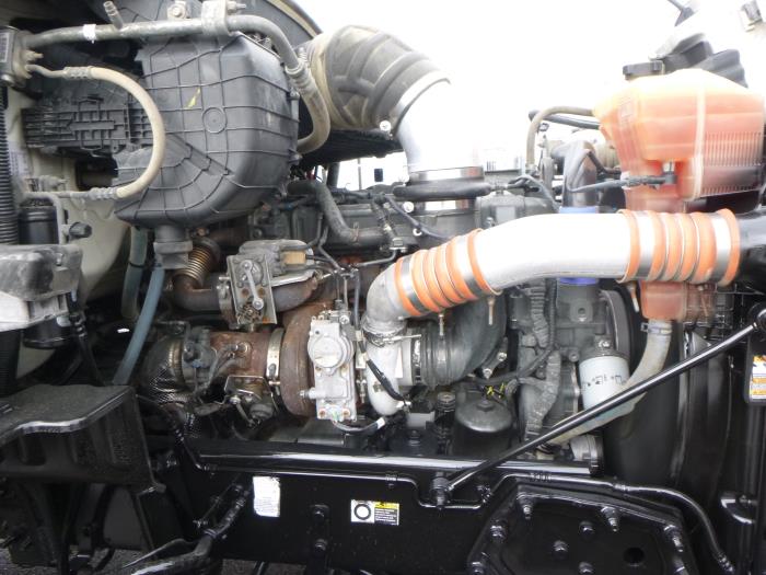 2016 Peterbilt 579-8