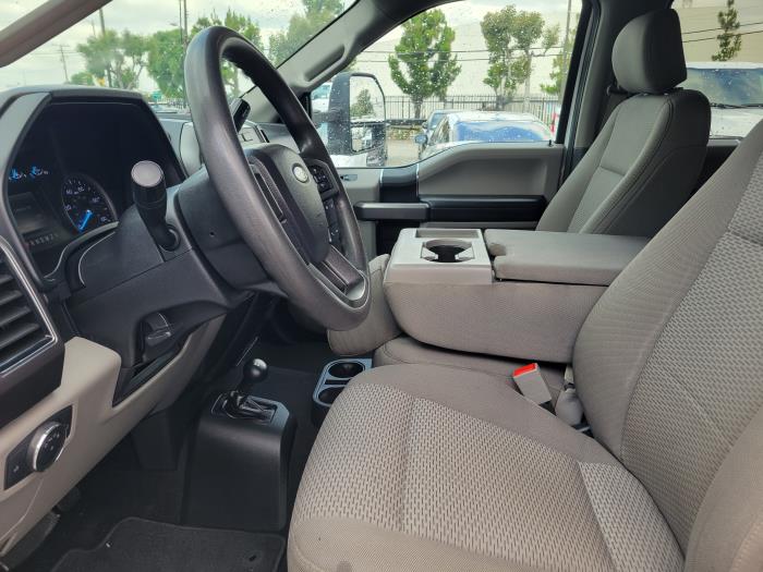 2019 Ford F-550-10
