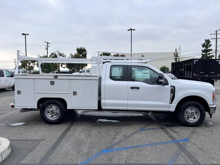 2023 Ford F-250-4