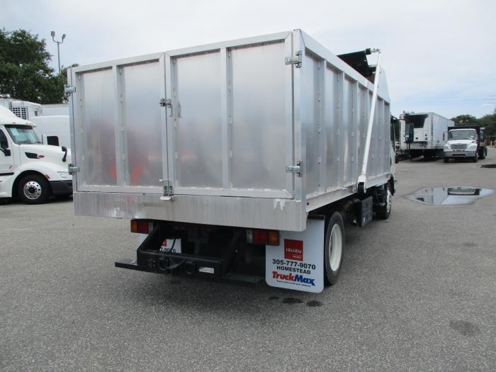 2022 Isuzu NPR-XD-9