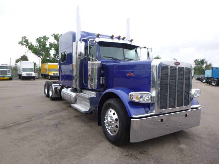 2022 Peterbilt 389-2