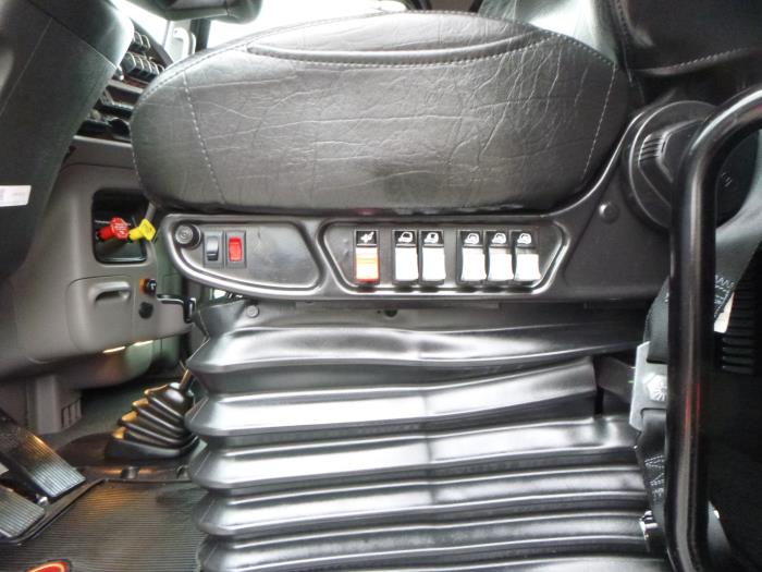 2022 Peterbilt 389-23