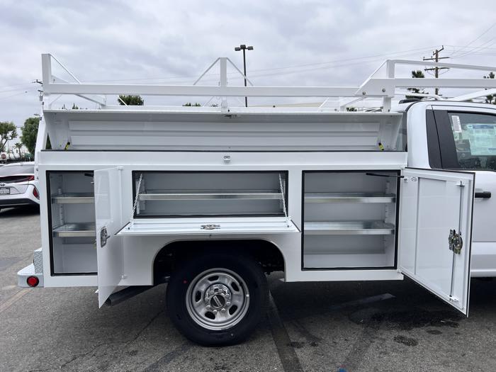 2023 Ford F-350-11