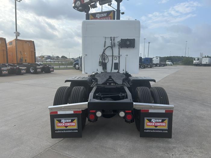 2018 Peterbilt 579-4