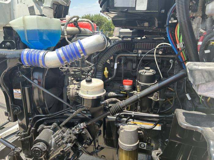 2018 Peterbilt 579-18