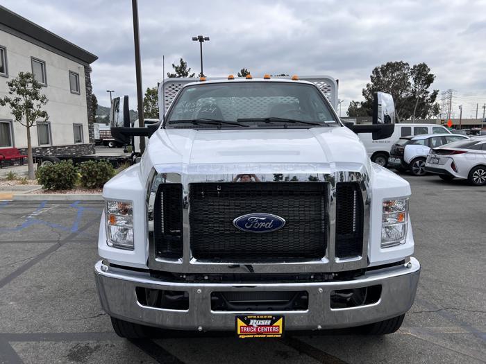 2024 Ford F-650-2