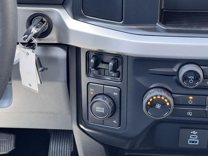 2023 Ford F-350-19