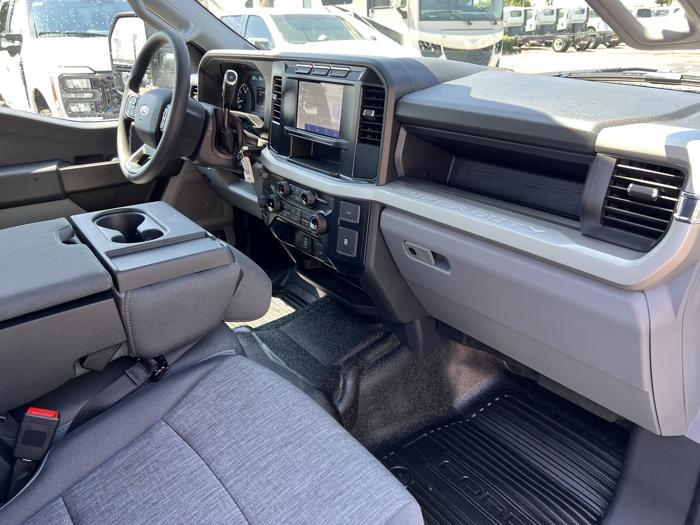 2023 Ford F-250-18