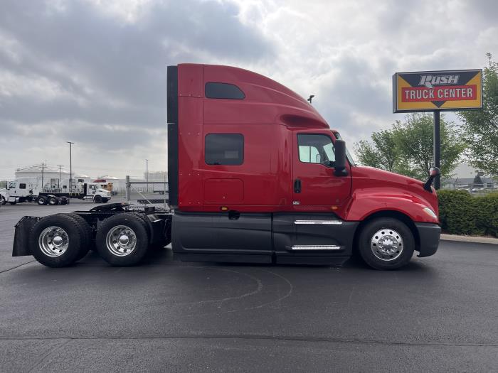 2022 International LT625-4