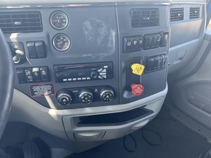 2020 Peterbilt 579-6
