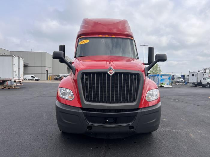 2022 International LT625-2
