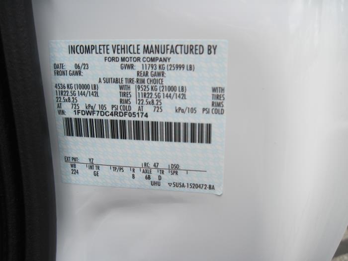 2024 Ford F-750-15