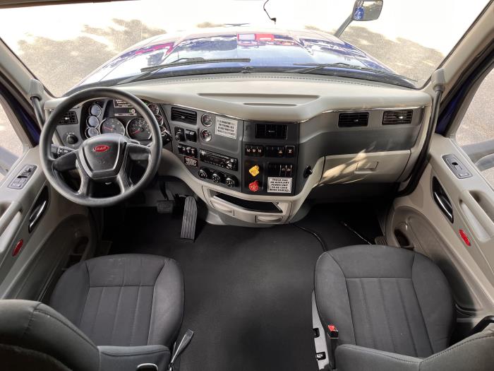 2020 Peterbilt 579-24