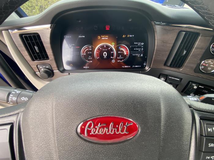 2024 Peterbilt 579-16