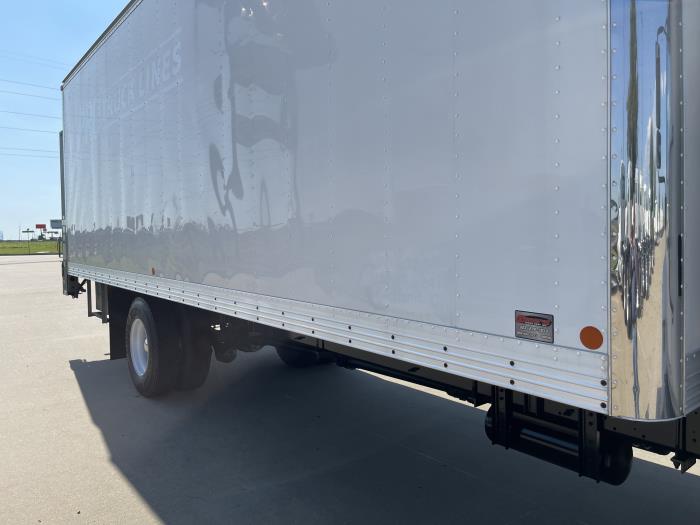2019 Hino 338-4