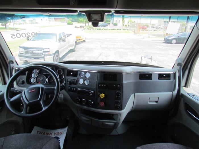 2019 Peterbilt 579-20