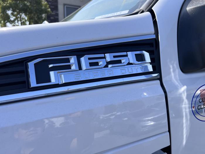 2024 Ford F-650-17