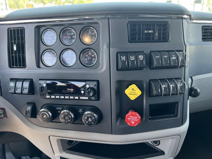 2024 Peterbilt 579-15