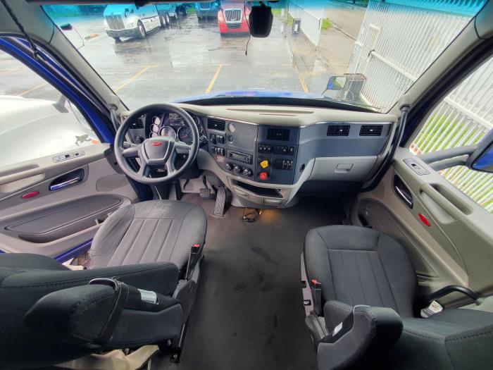 2020 Peterbilt 579-13