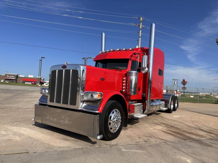 2022 Peterbilt 389-3
