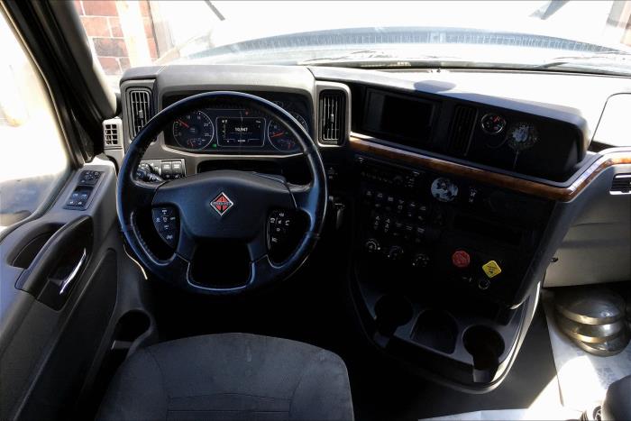 2019 International LT625-5