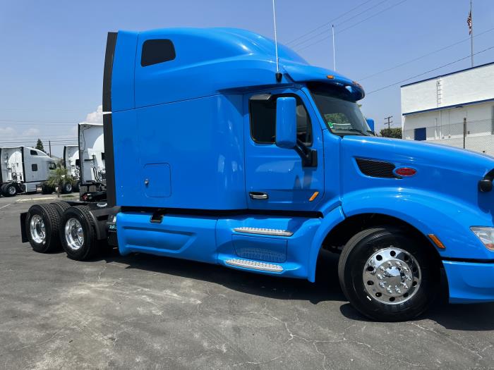 2020 Peterbilt 579-10