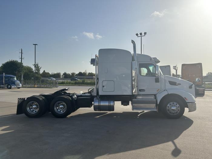 2016 Peterbilt 579-6