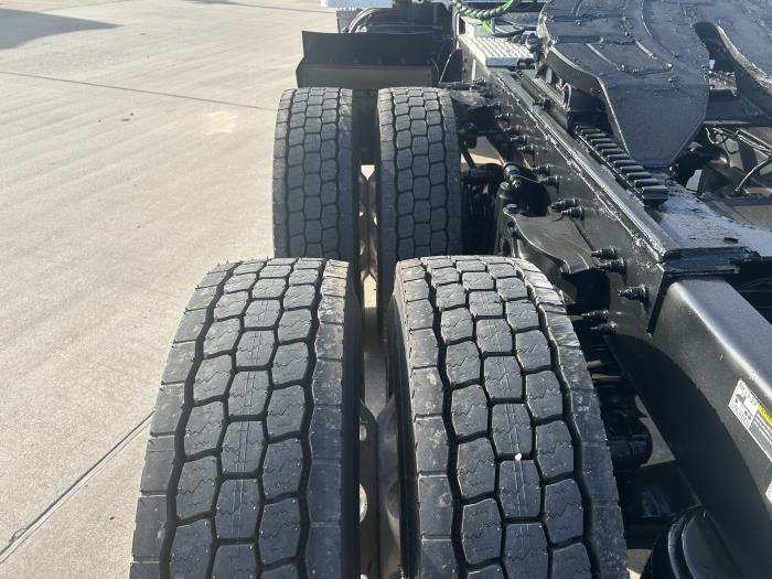 2016 Peterbilt 579-13