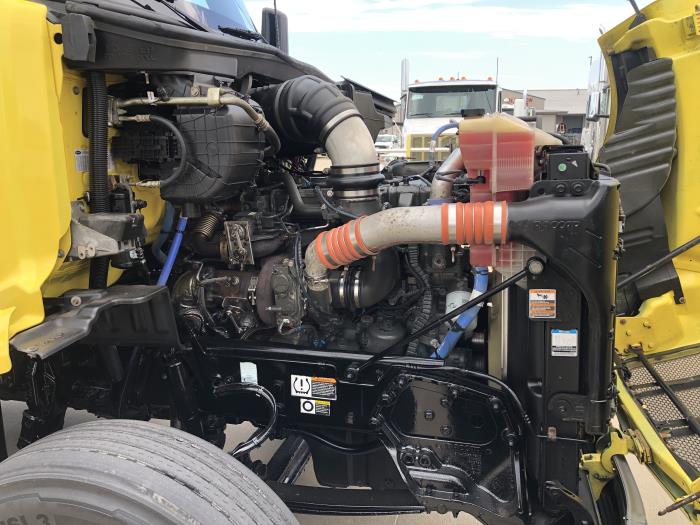 2017 Peterbilt 579-10