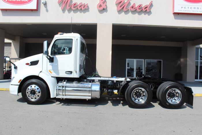 2020 Peterbilt 579-3